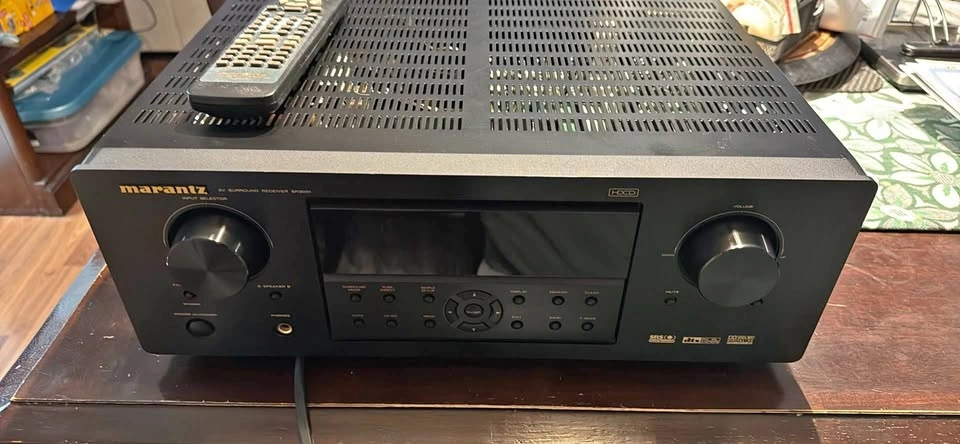 Marantz SR3001 7.1 Channel AV Receiver w/ Remote - Excellent