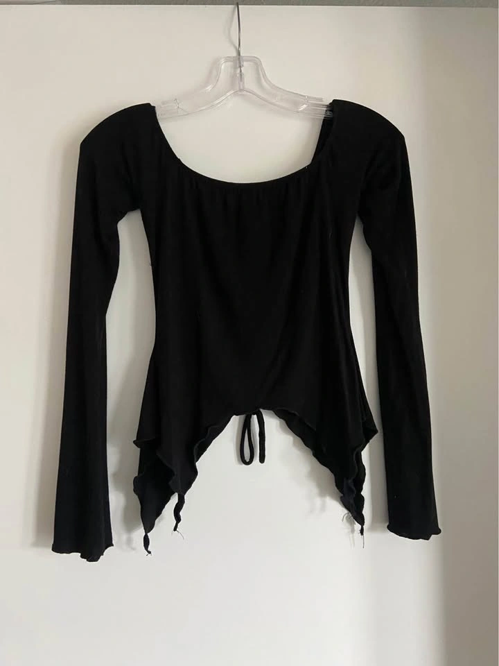 Urban Outfitters Black Y2k Crop Shirt - photo 2