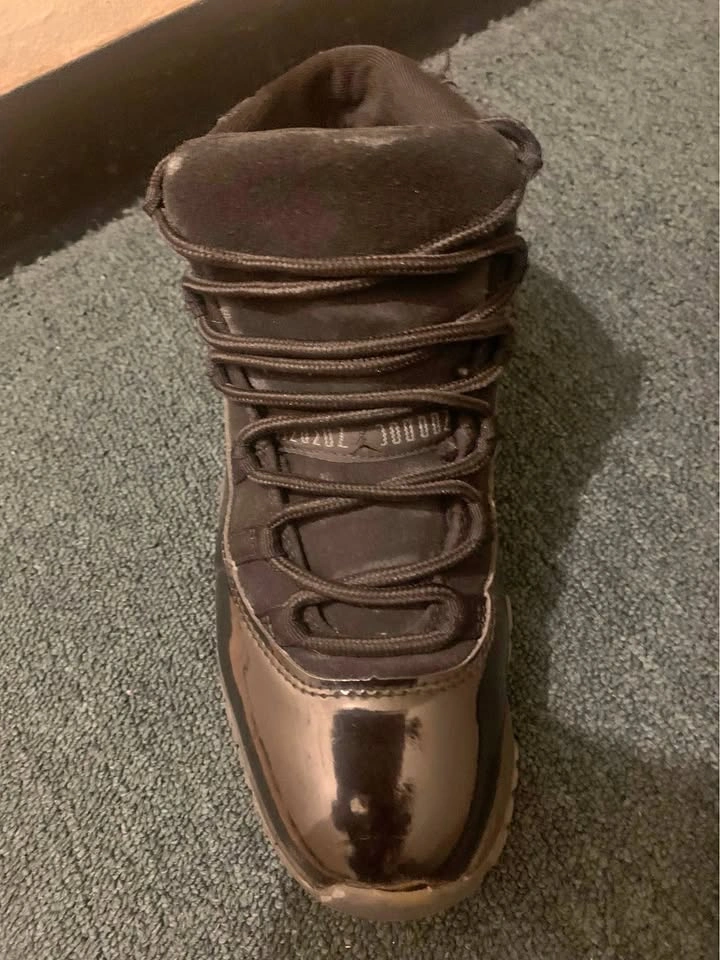 Jordan 11 Retro Cap Gown Size 8 NYC Meetup