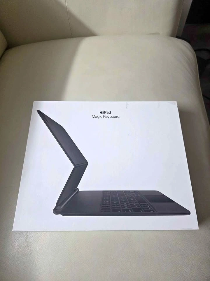 Apple Magic Keyboard for iPad Pro 12.9-inch