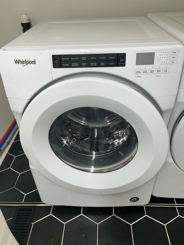 Moving Sale! Front loading laundry machines (washer and dryer) - photo 5