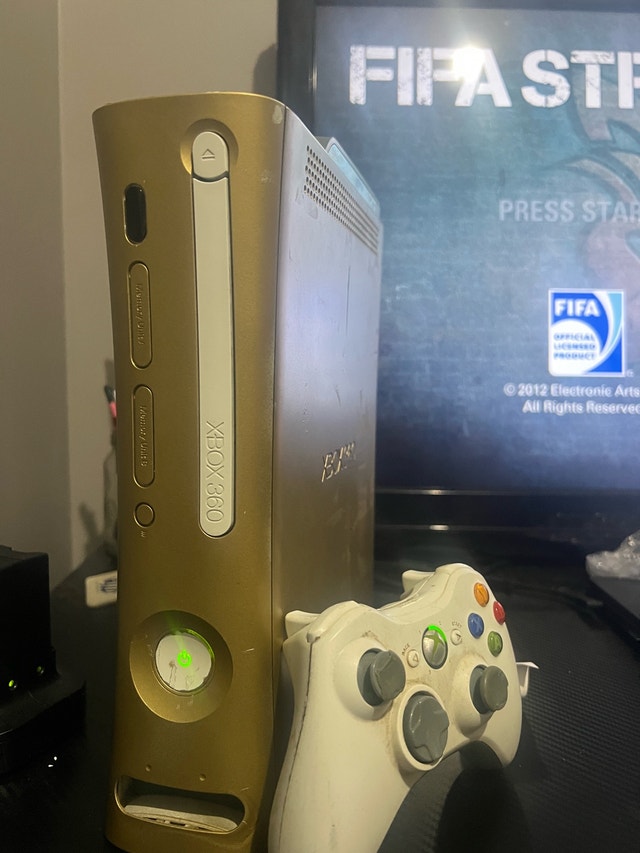 Xbox 360 (RGH/JTAG) - photo 2