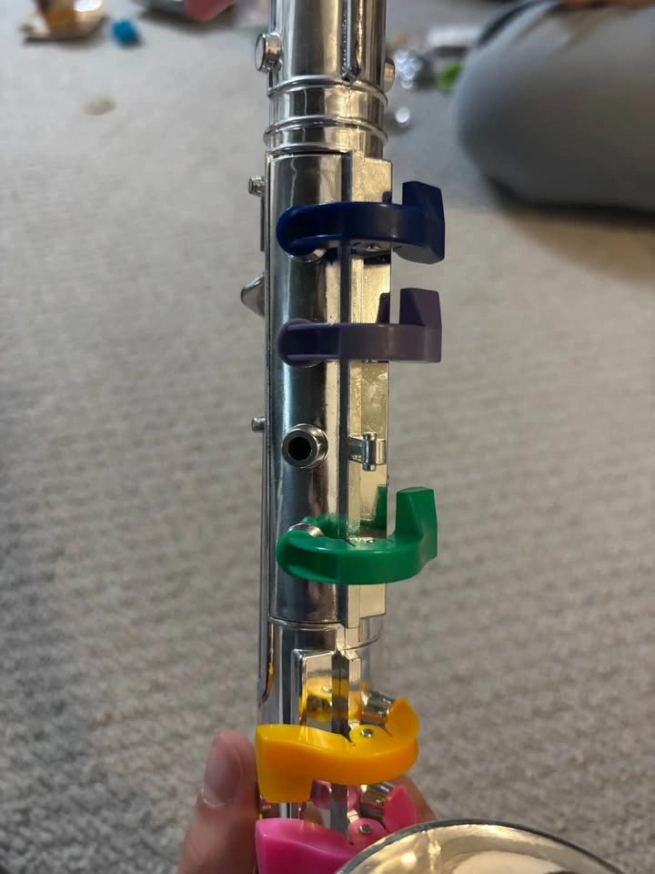Fun toy saxophone - photo 3