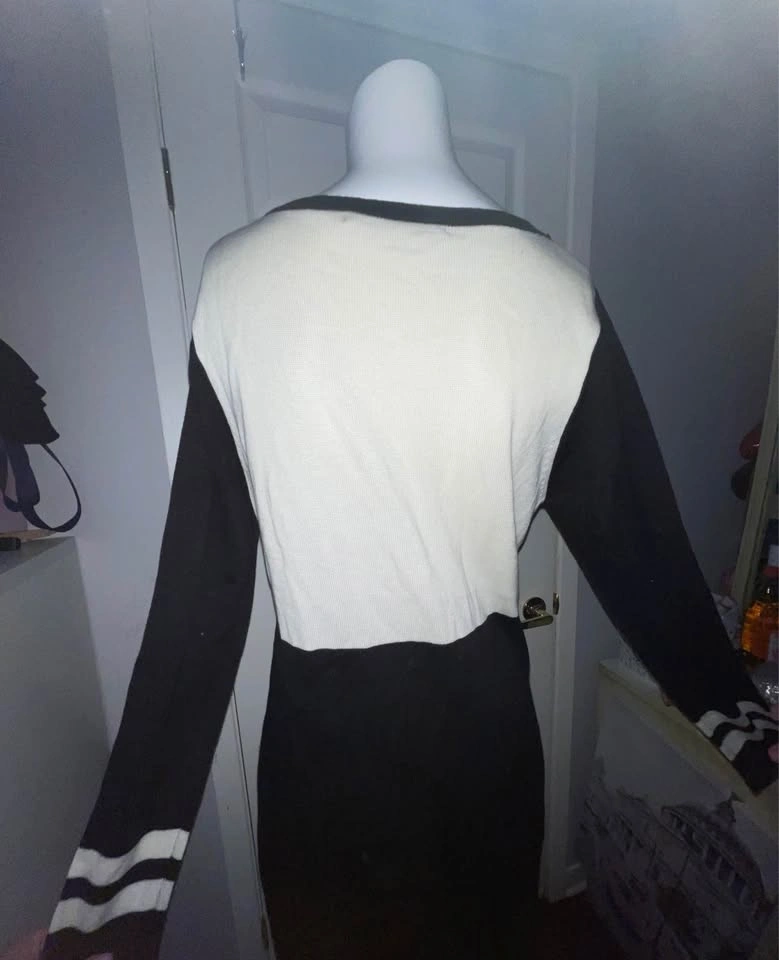 Black & White Geometric Knit Dress - Women's Sweater Dress, L - photo 2