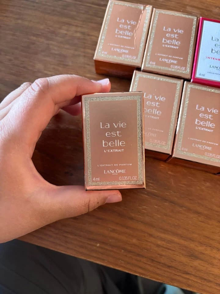 Lancôme Mini Perfume Samples - La Vie est Belle & Idôle (4-5ml) - photo 2