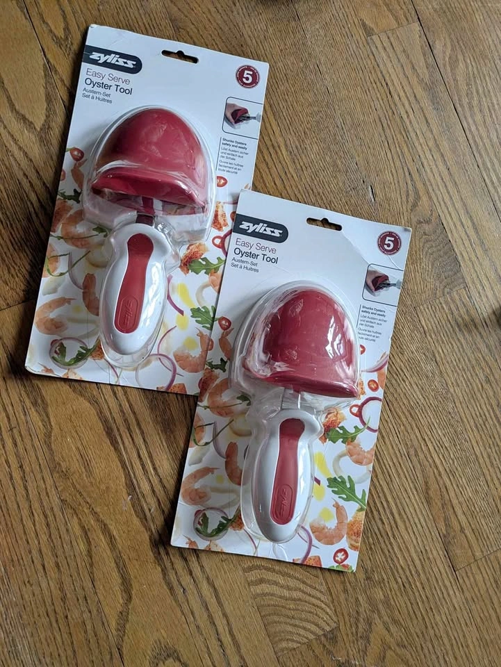 NEW two oyster tools still in packaging