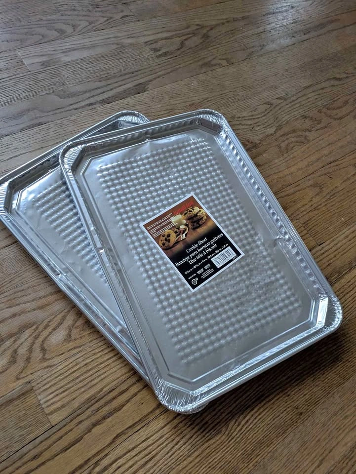Cookie sheets x2