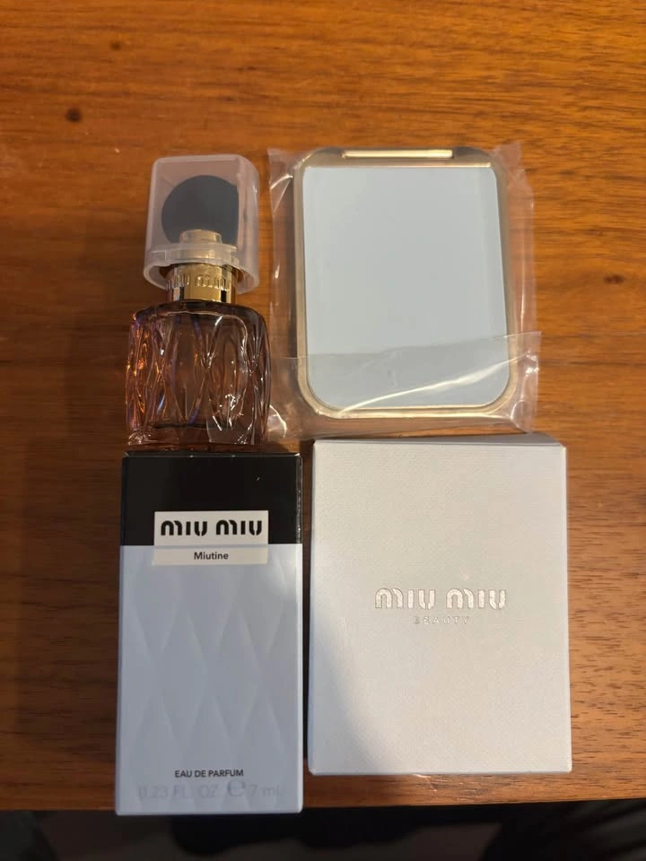 Miumiu Mini Perfume 7ml + Mini Mirror - photo 2