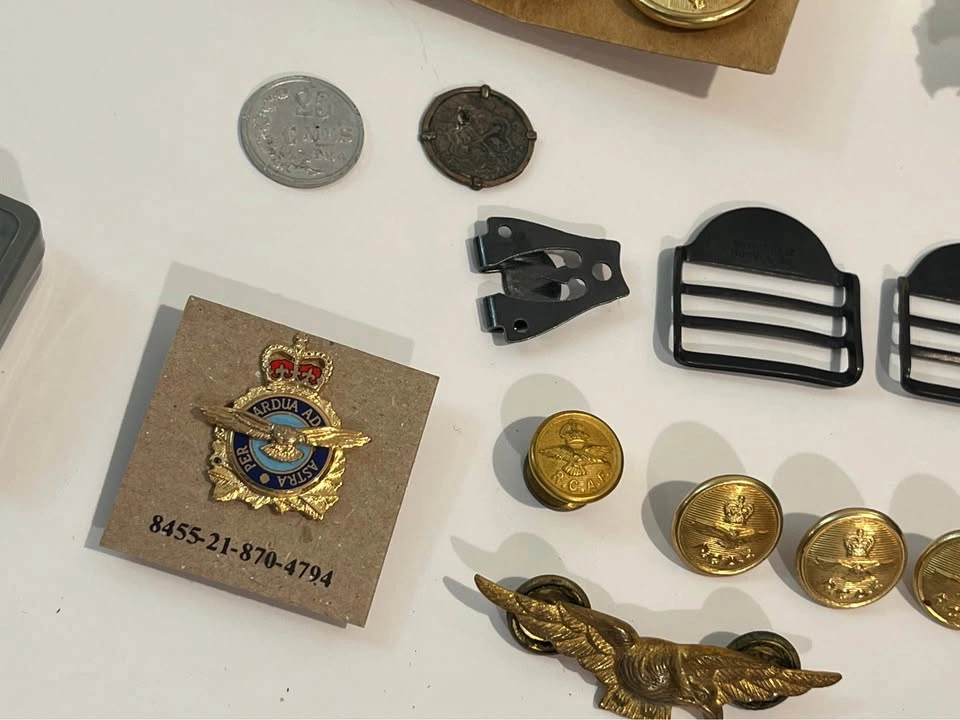 Canadian army stuff RAF WWII - photo 3
