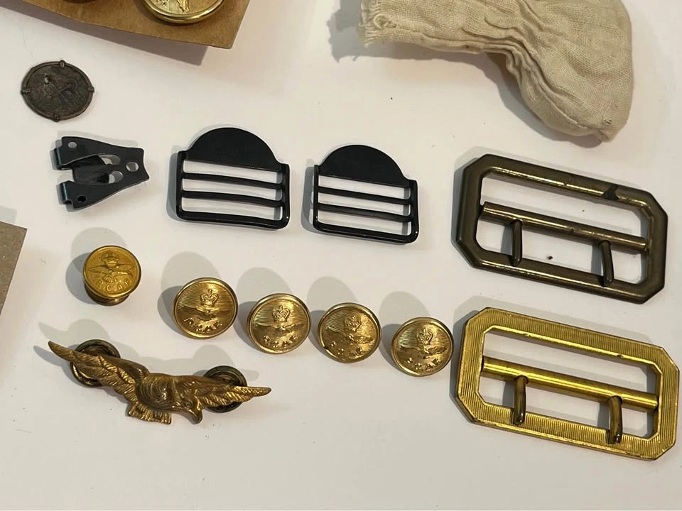 Canadian army stuff RAF WWII - photo 4
