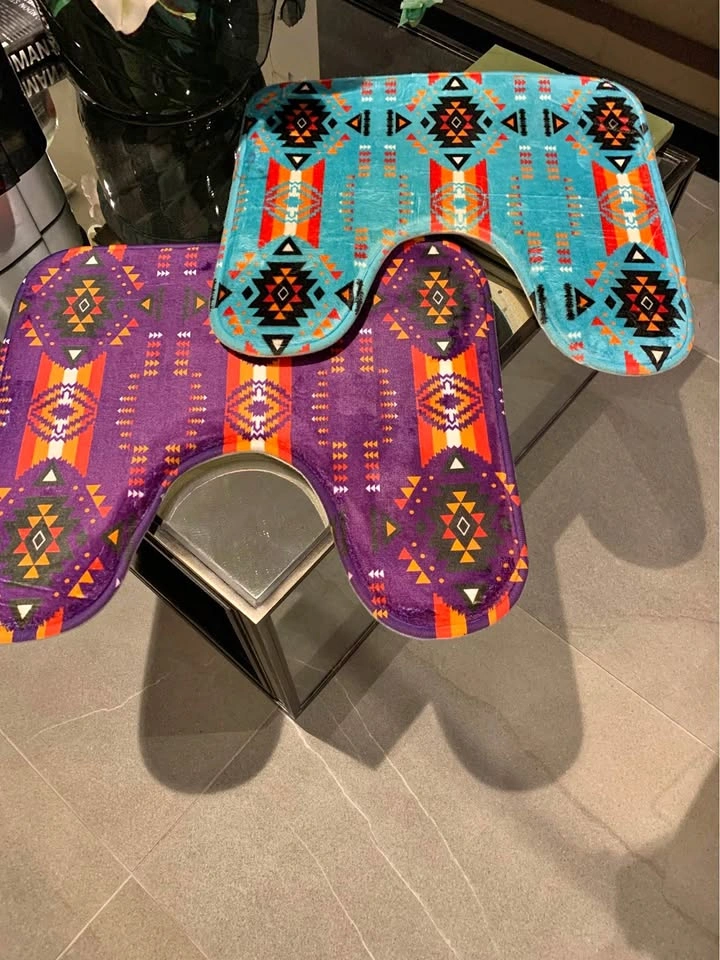 2 Toilet Mats