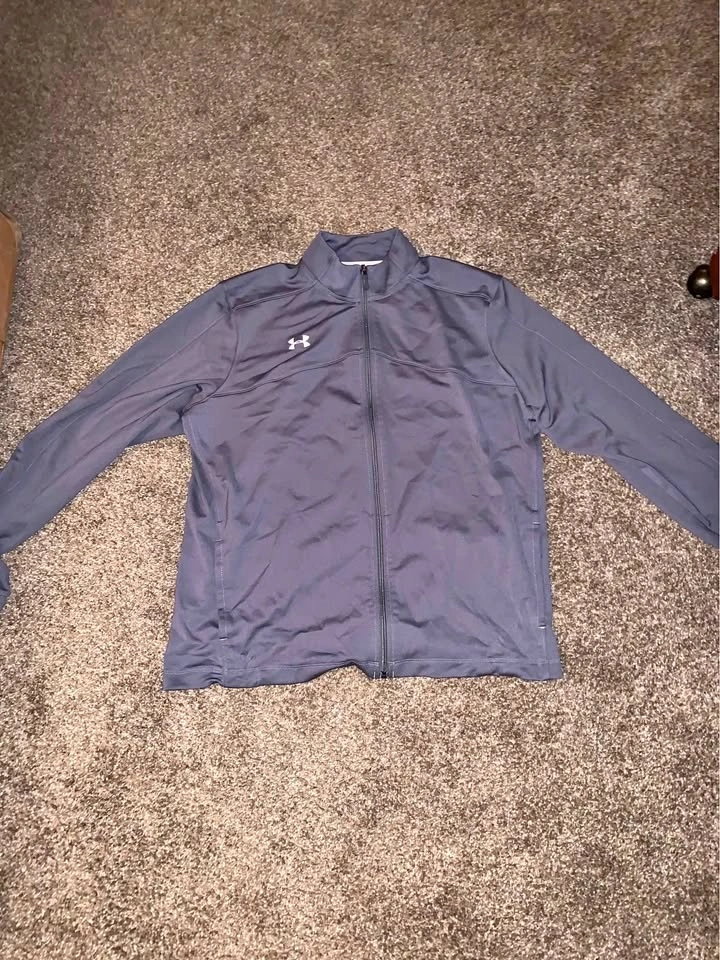 Large Under Armour Full Zip Longsleeve Grey
