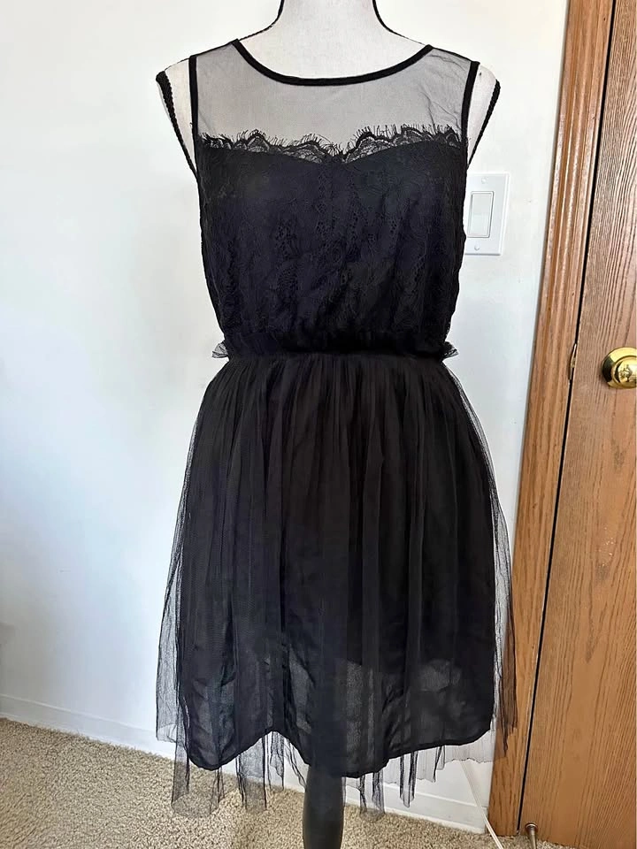 Akira Chicago Black Lace Tulle Prom Dress Size S Mini Party
