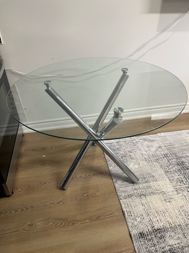 DINNER TABLE WITH 4 Chairs - photo 2