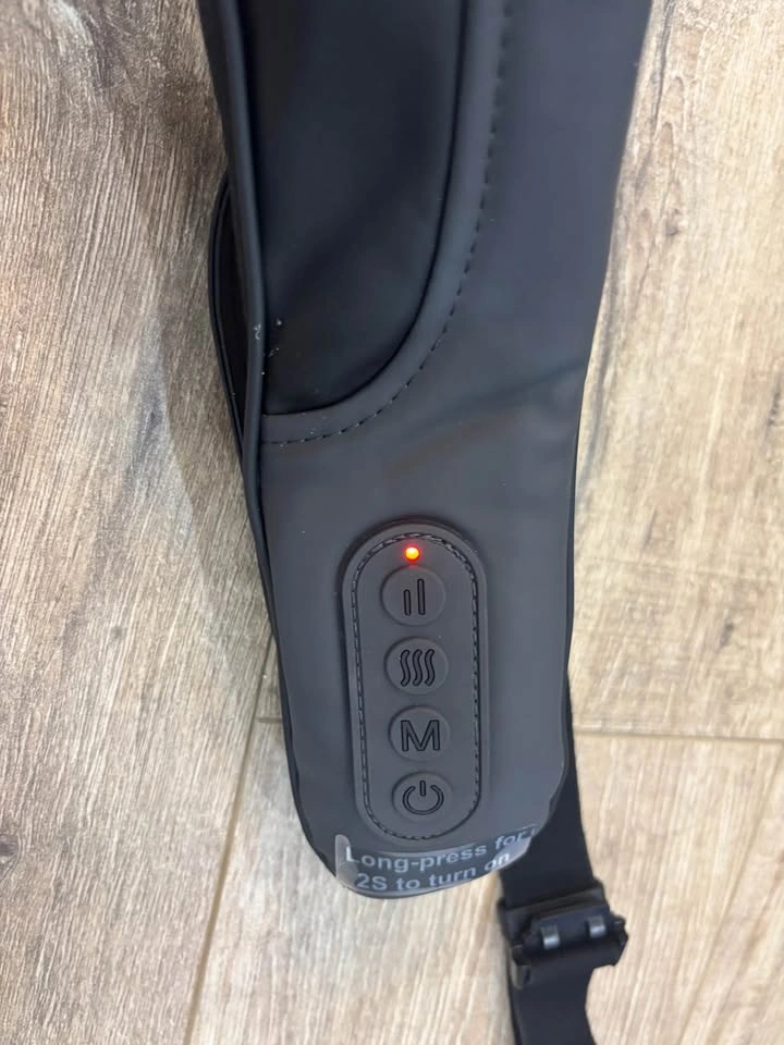CooCoCo 6D Neck and Back Massager with Heat - Like New! - photo 3