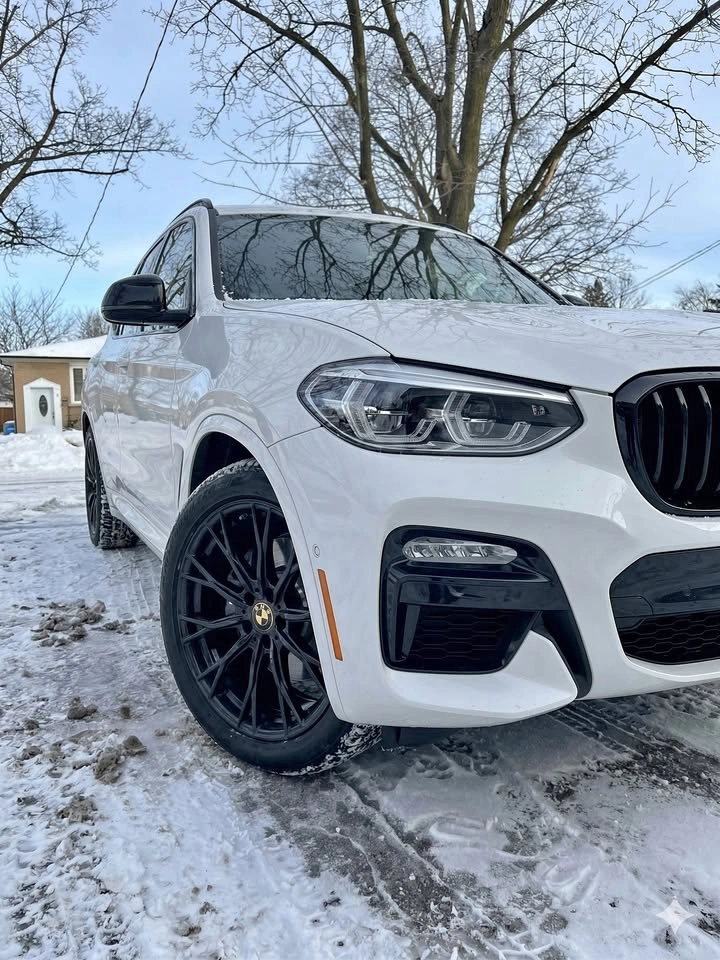 2022 BMW xdrive30i - $3k extras