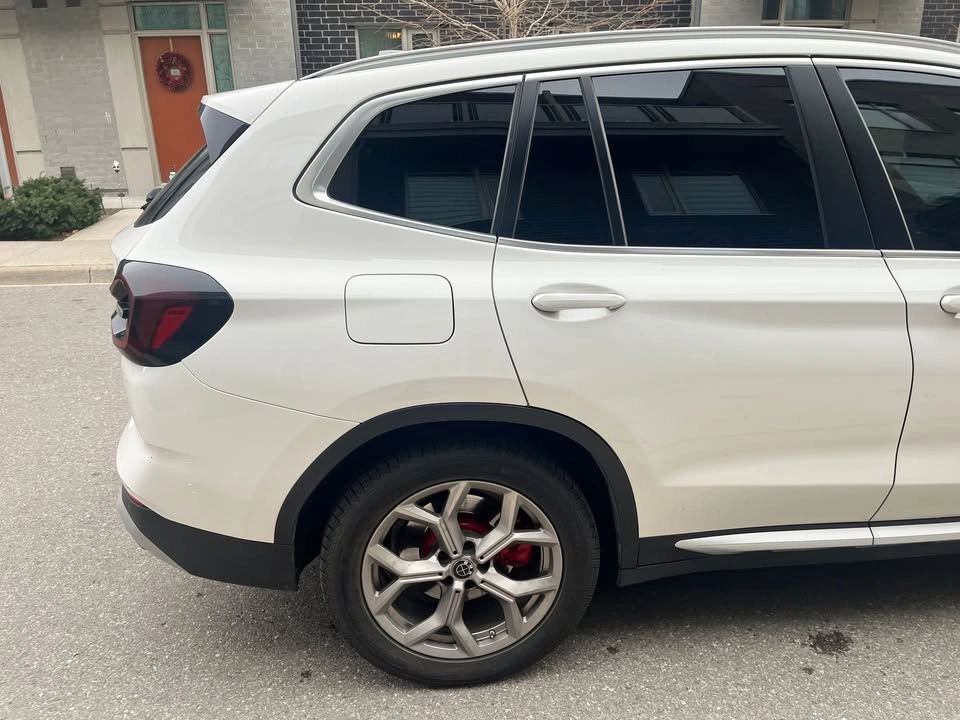 2022 BMW xdrive30i - $3k extras - photo 5