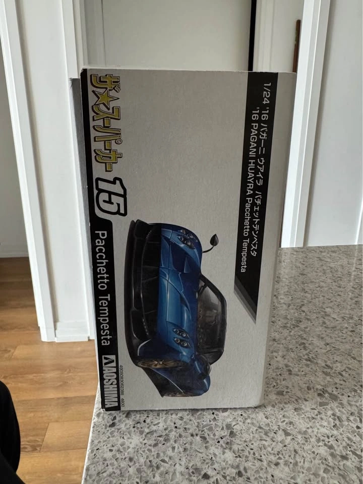 Aoshima Pagani Huayra Pacchetto Tempesta ’16 1:24 Model Kit - photo 4