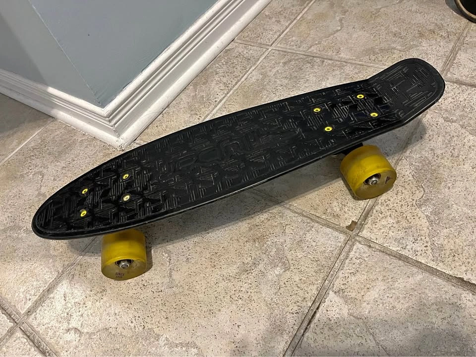 Fly at 22” skateboard