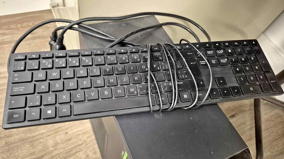 Keyboards / mouses for sale $100