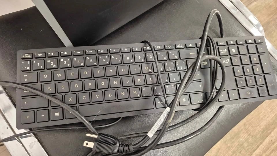 Keyboards / mouses for sale $100 - photo 2