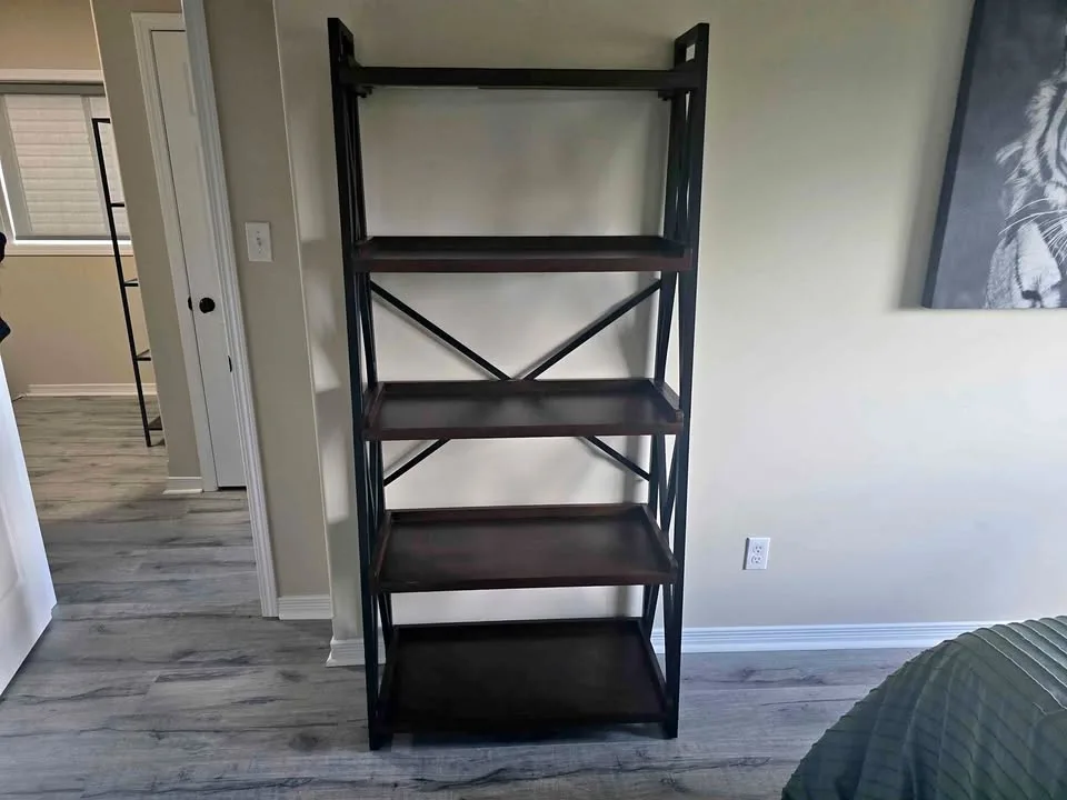 Bookshelf thumbnail