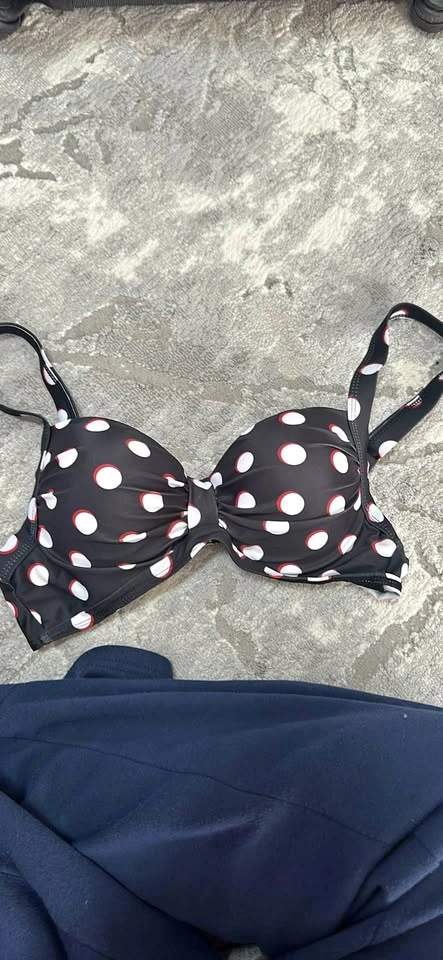 Bikini top