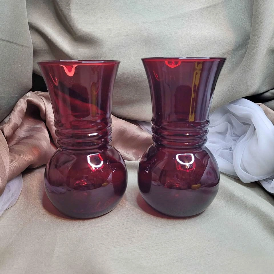 Beautiful Pair of Ruby Red Anchor Hocking Vases