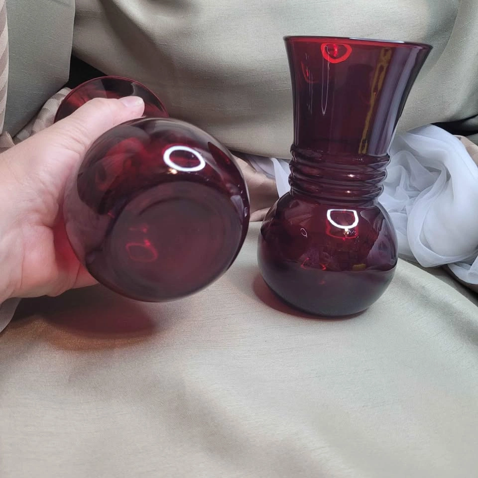 Beautiful Pair of Ruby Red Anchor Hocking Vases - photo 5