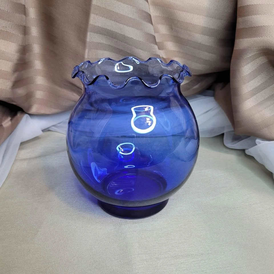 Vintage Cobalt Blue Glass Vase 5 1/4" x 3 3/4" - photo 2