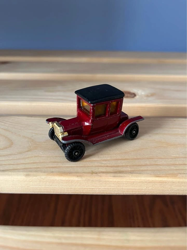 Vintage 1977 Tomica Ford Model T Toy Car - photo 2