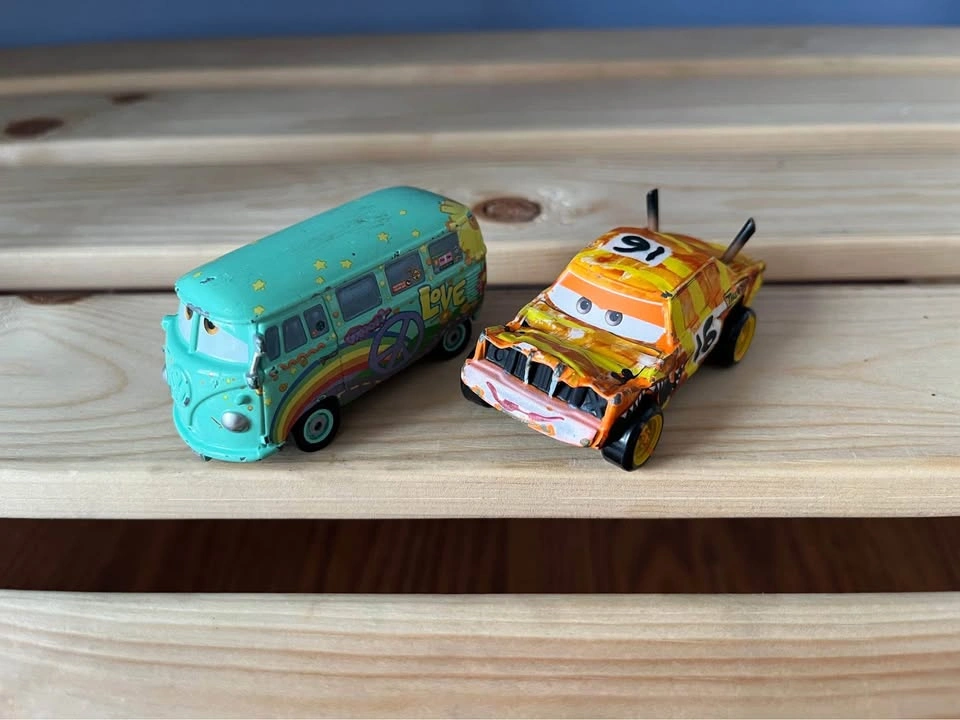 Disney Pixar Cars Diecast Hot Wheels - photo 3