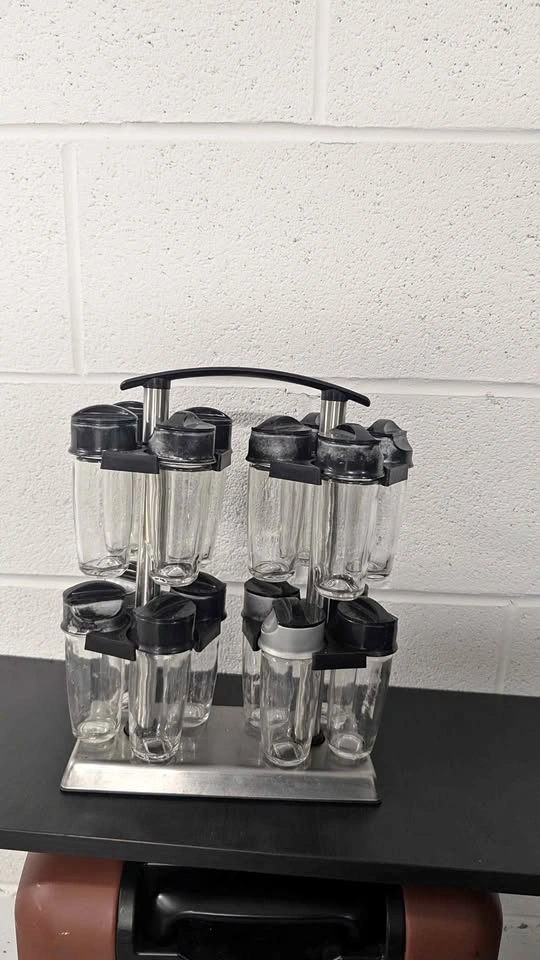 Rotating 16 Jar Spice Rack