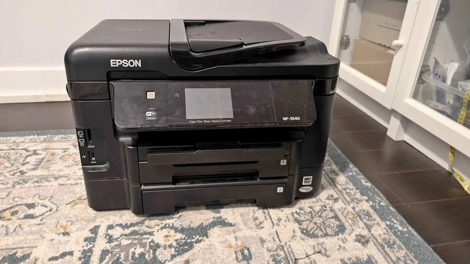 Epson Printer with 2 Ink Cartridges
