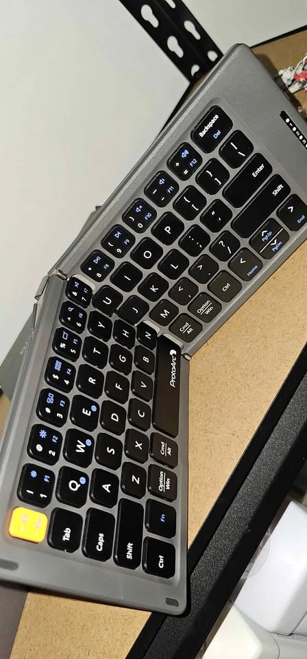 ProtoArc Foldable Keyboard - photo 2