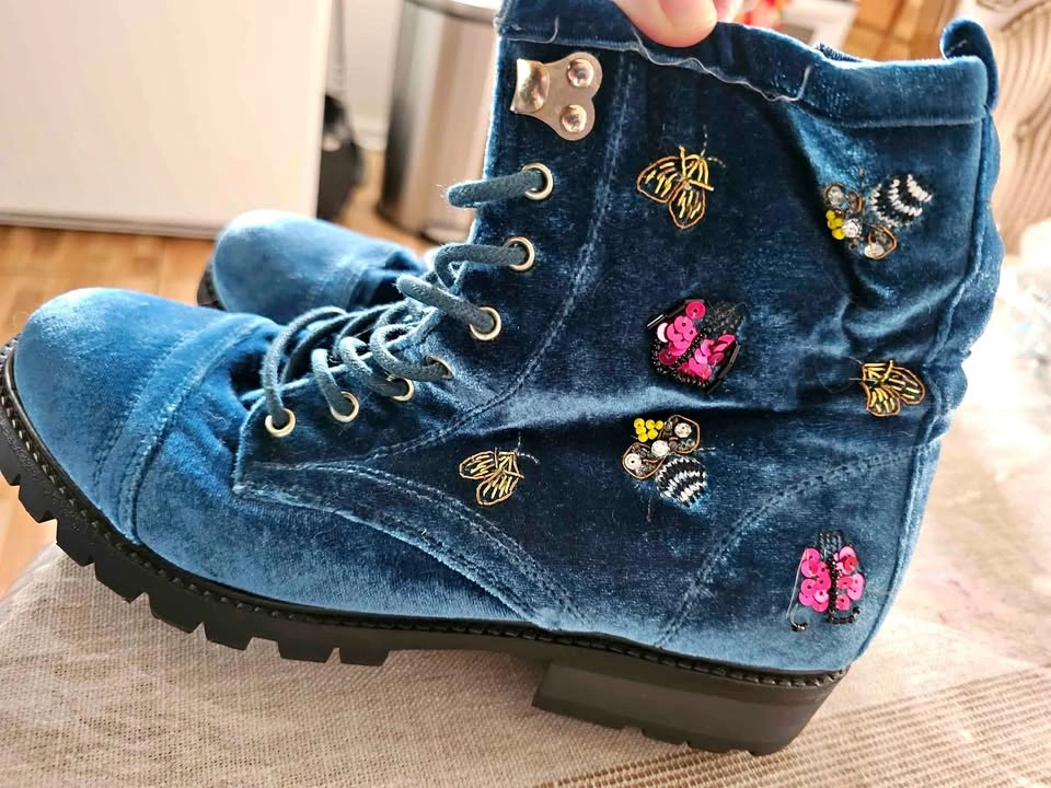 Betsey Johnson Velvet Boots/Botas de Mujer Terciopelo Size 9