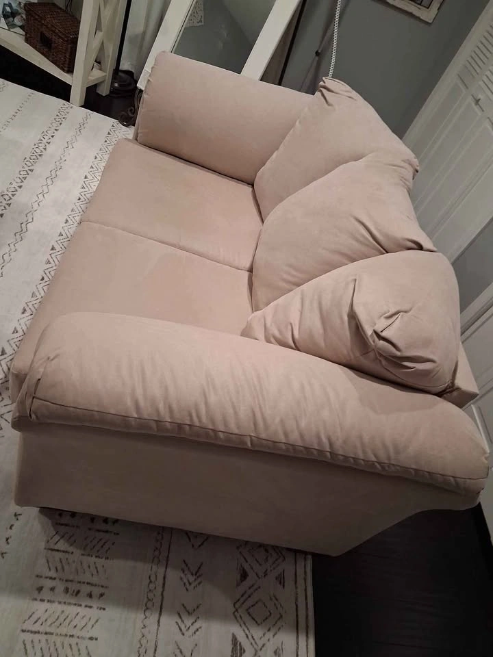 LOVESEAT - LIKE NEW - photo 3