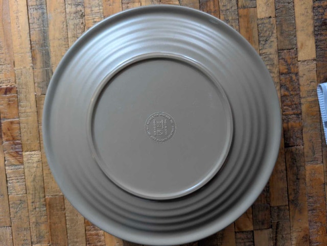 Set of 8 Premium Melamine Outdoor Dinner Plates – 10.5" - photo 4