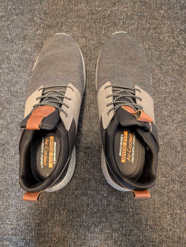 Skechers Men’s Slip-Ons – Size 12 Wide (Near New) - photo 3
