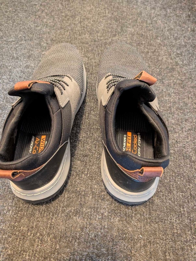 Skechers Men’s Slip-Ons – Size 12 Wide (Near New) - photo 4