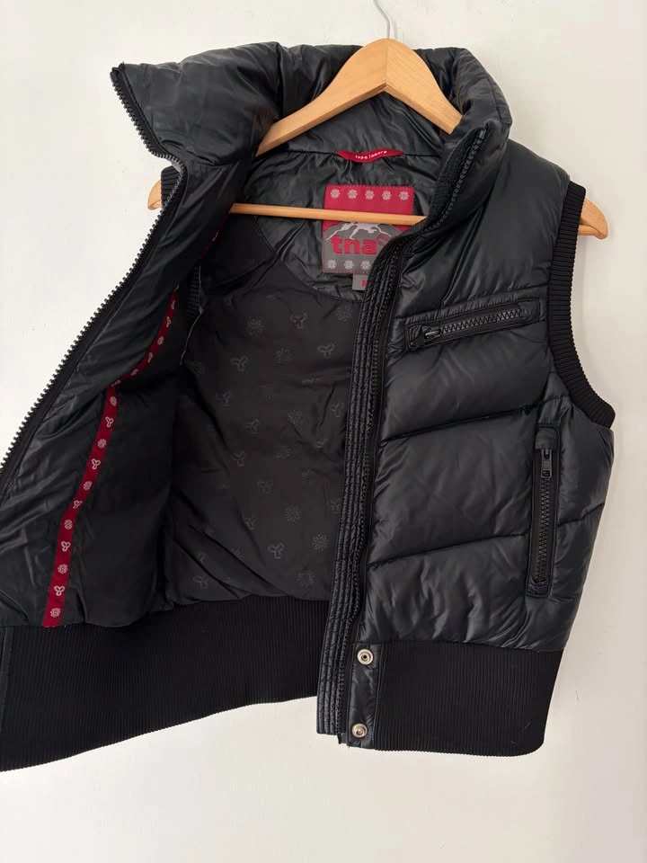 Aritzia TNA Lupe Lamora Puffer Down Vest Size M - photo 4