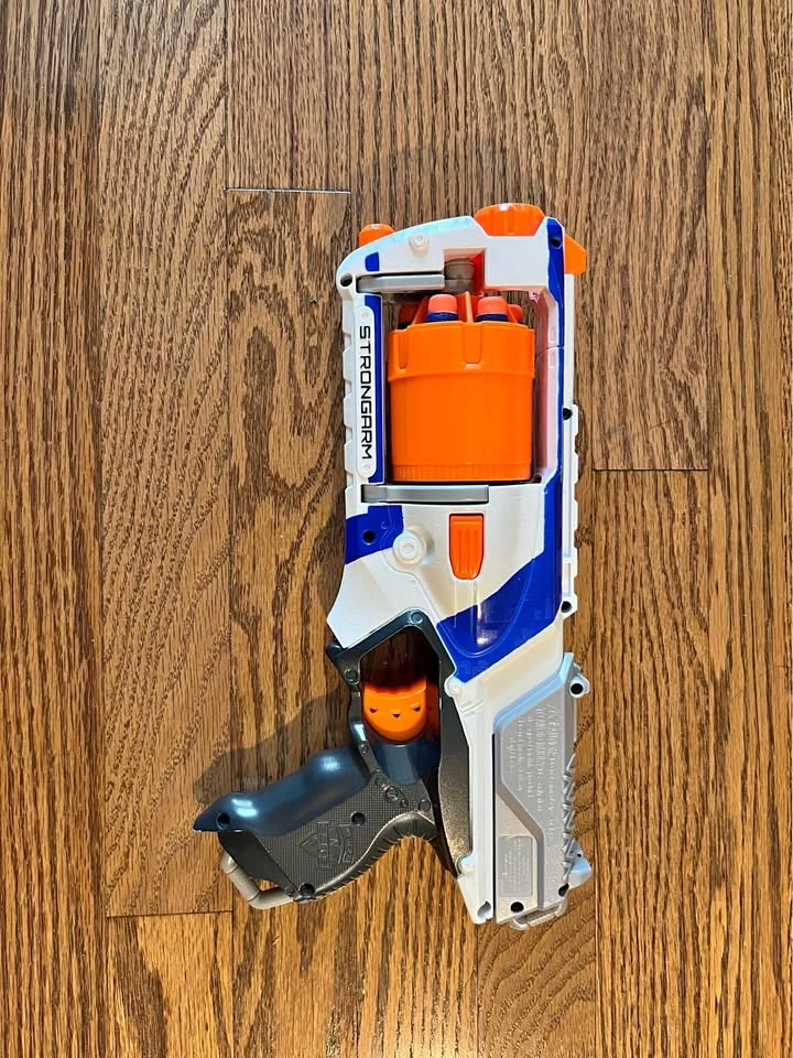 Nerf Strongarm