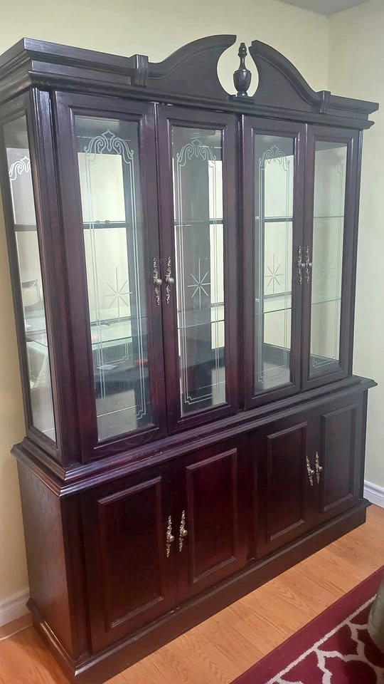 Elegant Wooden China Cabinet / Display Hutch ($150 or best offer