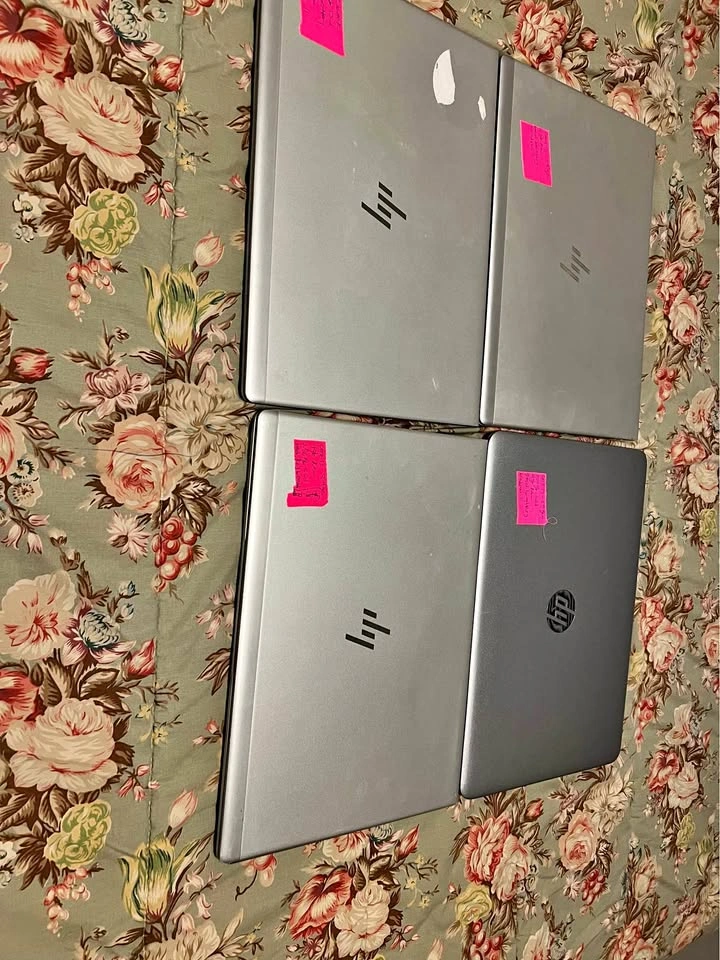 Selling laptops