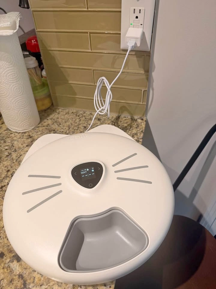 Catit Pixi Smart 6-Meal Feeder