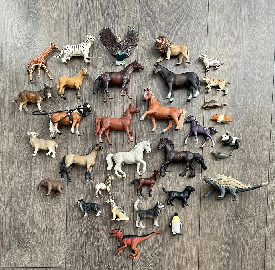 Vintage Schleich Horses & Animals Lot (32 pcs)