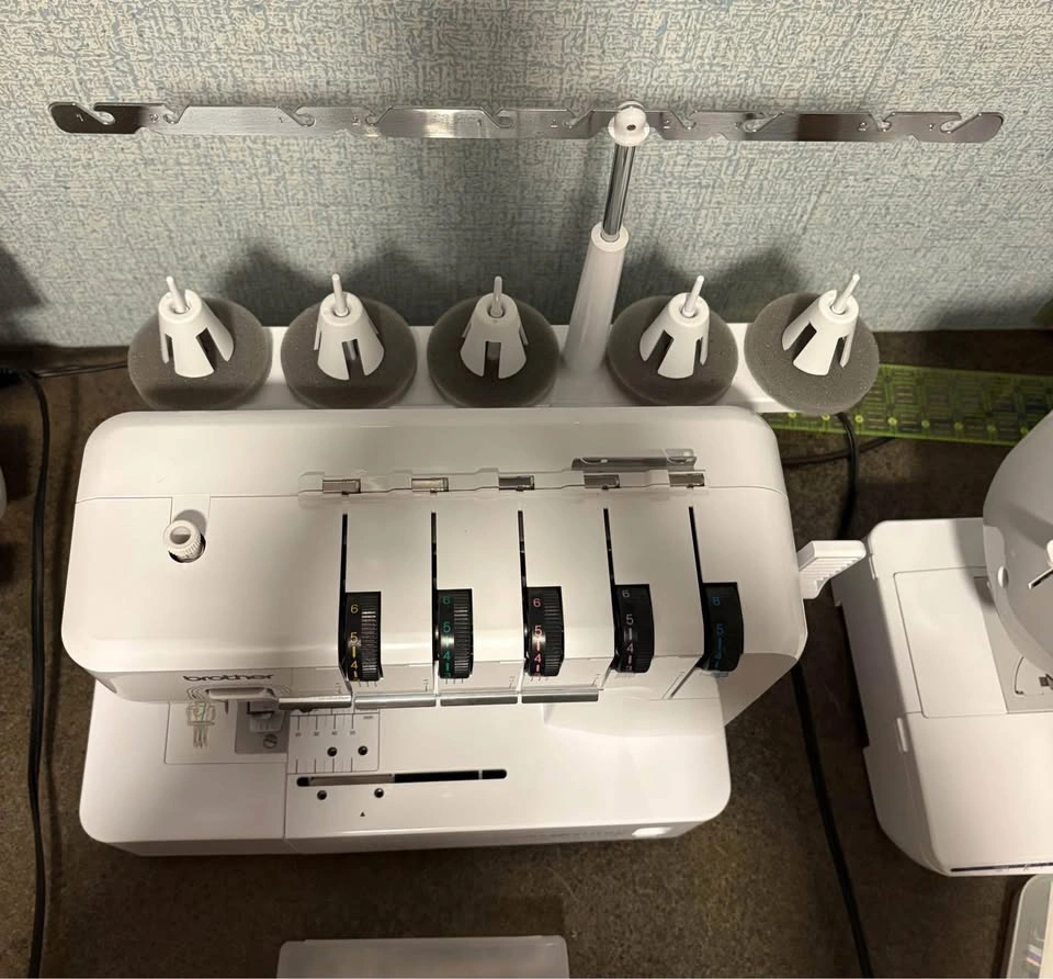 Brother Cover Stitch Machine CV3550 - photo 5