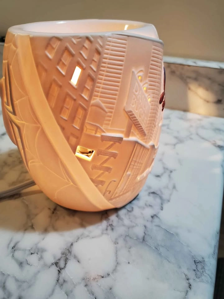 Marvel Spiderman Scentsy Warmer - photo 5