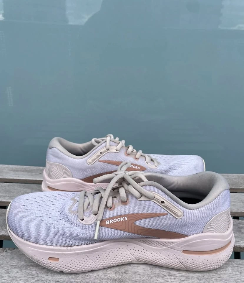 Brooks Ghost Max Women's Running Shoes Size 8 - photo 5
