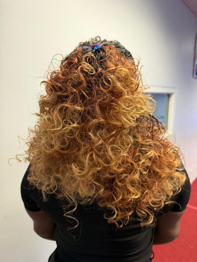 Milbacash Luxe Italian Curl Synthetic Braids - photo 4